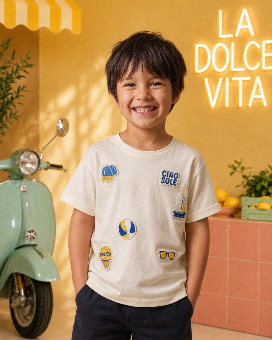 MAJICA SA STIKERIMA - La Dolce Vita Boys Edition